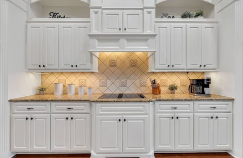 Lorena House | New Epic House-pool-theatre-hot Tub-game Room