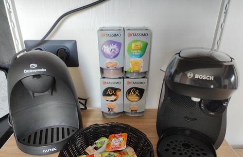 Teloche Apartment | New garden studio in the countryside.