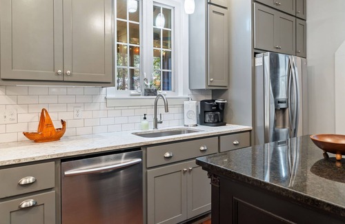 Mentone House | New Great Room addition, beautifully furnished & ready for your enjoyment!