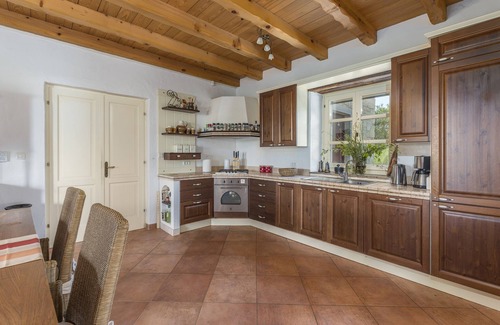 Buzet Villa | New, high quality stone villa with panoramic views - LAST MINUTE OFFERS!