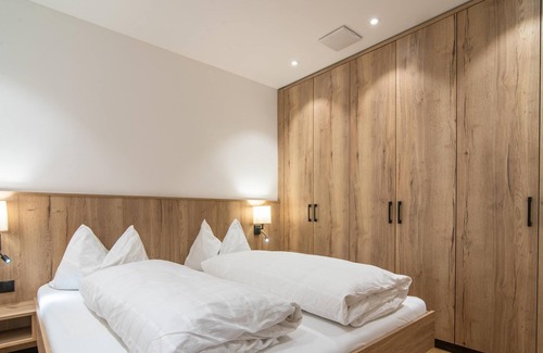 Inzing Apartment | New holiday apartment in a quiet and central location