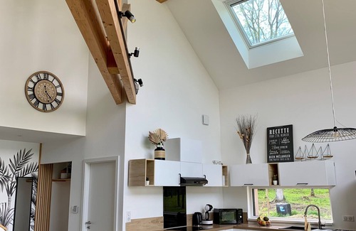 Kerprich-aux-Bois House | New house on the banks of the Stock pond