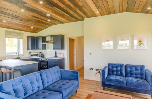 Hundall Ski Chalet | New in 2022. Luxurious and contemporary lodge with stunning countryside views.