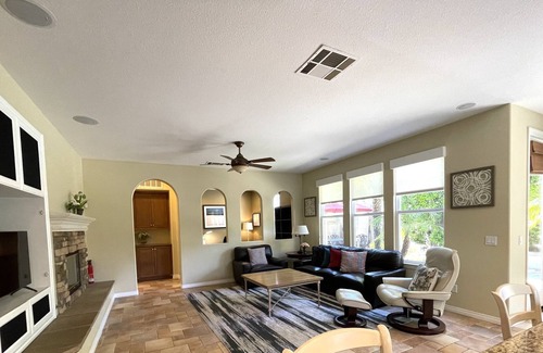 Rancho Penasquitos House | New Listing! Cozy Centrally Located Home.