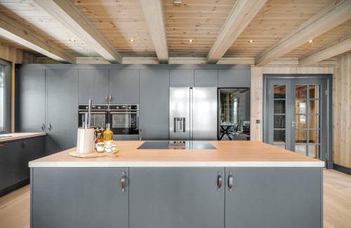 Hol Municipality Ski Chalet | NEW LUXUARY Cabin with perfect location on Geilo.