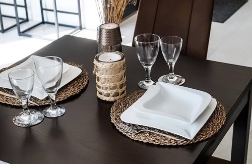 Zunsweier Apartment | New modern apartment, 74sqm, balcony, king-size box-spring bed