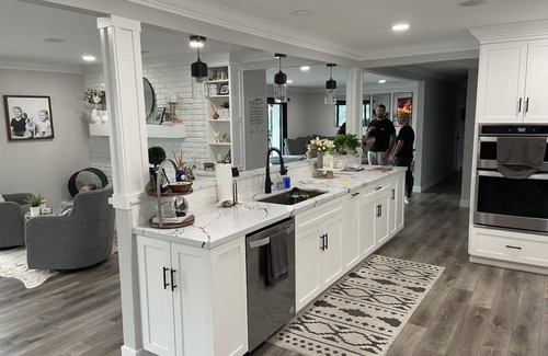 Del Cerro House | New Modern Luxury Estate - Pool, Slide, Grotto