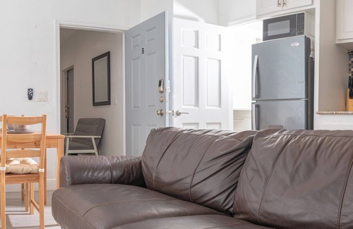 Westward Villas Subdivision Condo | NEW! QueenBed-1SofaBed Apartment Near BahaMar! 🥂