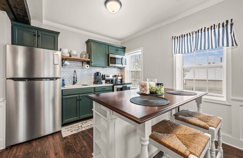 Wallingford Center Apartment | New Railside Residents