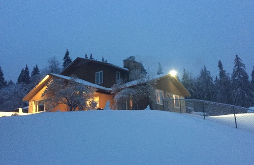 Whitingham House | New Rental! Fabulous, Spacious Mountain Family Retreat on 13 Acres