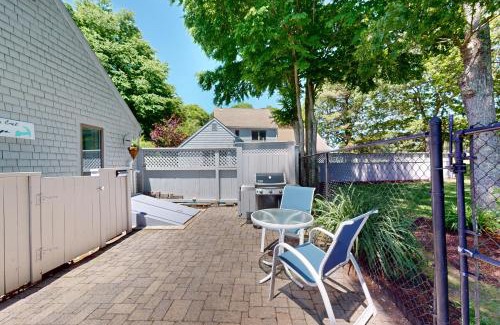 Mews Village House | New Seabury Escape