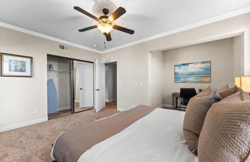 Reno/Tahoe Airport Apartment | New Stylish 1BR Apt with Heated Pool Gym & Yoga Studio