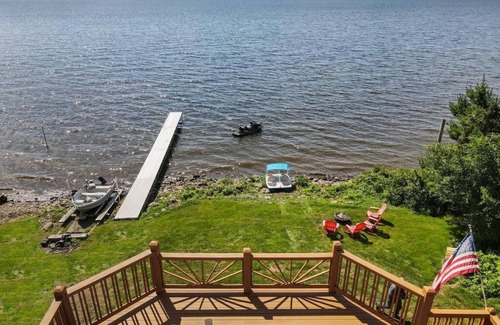 North Bay House | NEW! Sweeping Views with our Lakefront Cottage!
