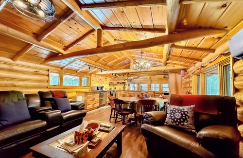 Free Soil Cabin | New to VRBO: Beautifully renovated genuine log cabin 2Bed 1bath on Sable River