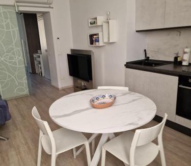Milan Apartment | NEW! TUTTO QUI - APT WAGNER - CITY LIFE (cir01686)