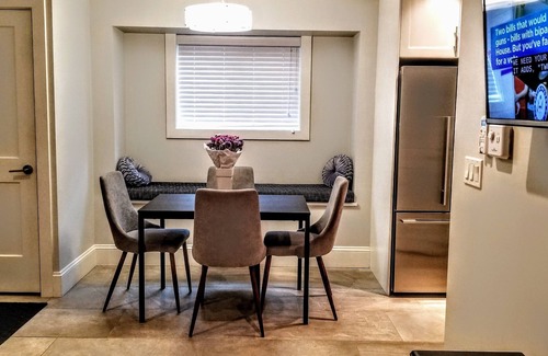 Riley Park House | New Urban Modern Main St House Free Public Street Parking