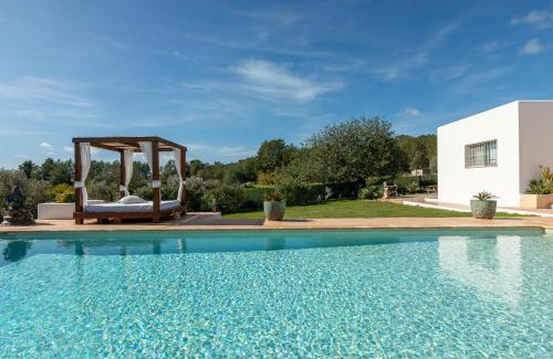Sant Antoni de Portmany Villa | New! Villa Can Vinyes