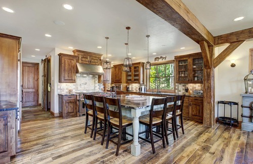 Warrior's Mark West House | NEW Wandering Moose on Peak 10, Epic Views, Hot Tub, LOCATION!