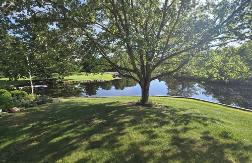 Frontier Apartment | New Waterfront – Less than 10 Min to Hillsdale College