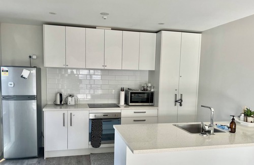 Frankton Apartment | New York style apartment in the Heart of Hamilton