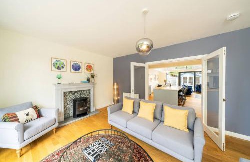 Glenisla House | Newhall Gardens