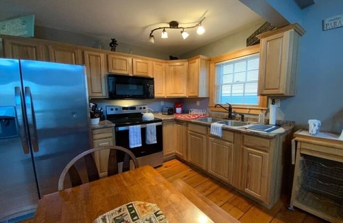 Caroga Lake House | Newly Built Adirondack Cottage with Lake Views!