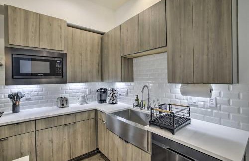 Houston House | Newly-Built Luxury Galleria Area Townhome!