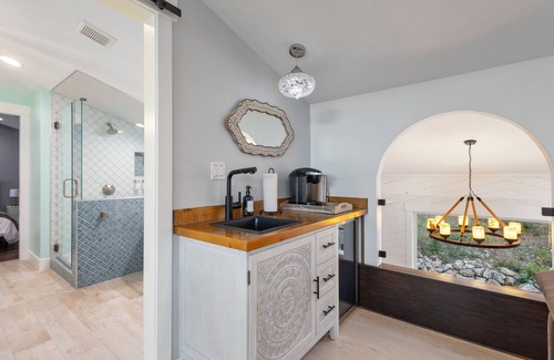 Charleston House | Newly listed - Mountain Escape: Mt Timp & Lake Views, Sauna, Hot Tub 5BR/4BA