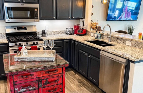 Pagosa Springs House | Newly remodeled riverside location a stroll from all which Pagosa has to offer!