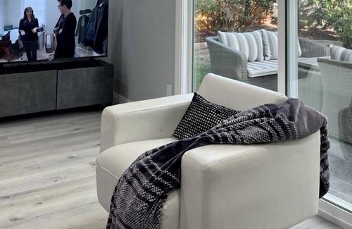 Mira Mesa House | Newly remodelled 4 BR house<20 mts to beach