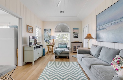 Boardwalk House | Newly renovated NSB bungalow across from beach and walk to Flagler Ave