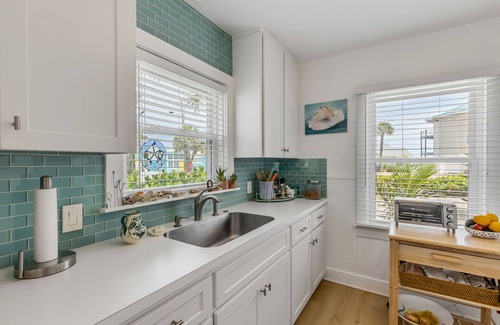 Boardwalk House | Newly renovated NSB bungalow across from beach and walk to Flagler Ave