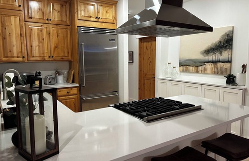 Dover Bay House | Newly-Renovated Cabin in the Woods with Territorial View in Dover Bay Resort