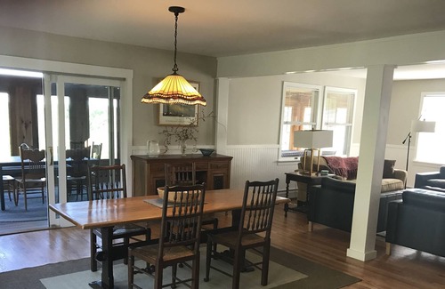 Taconic House | Newly Renovated Country Retreat-Berkshires