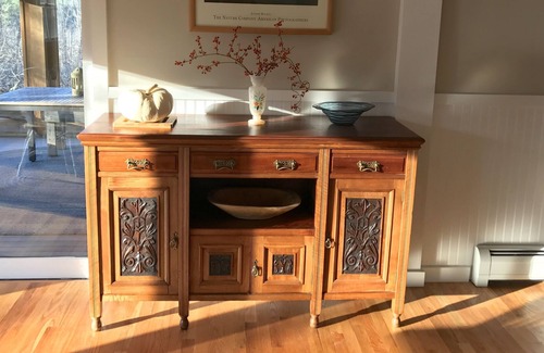 Taconic House | Newly Renovated Country Retreat-Berkshires