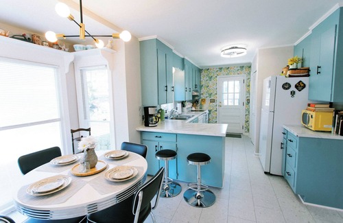 Fuquay-Varina House | Newly Renovated Mid-Century Home. Walk to Downtown Fuquay. Close to Raleigh.