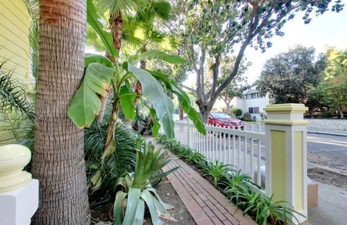 Downtown North Apartment | Newly Renovated Studio w/Bathroom Unit #4