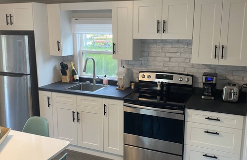 Bertrand Ski Chalet | Newly renovated tiny house on the banks of the Caraquet River