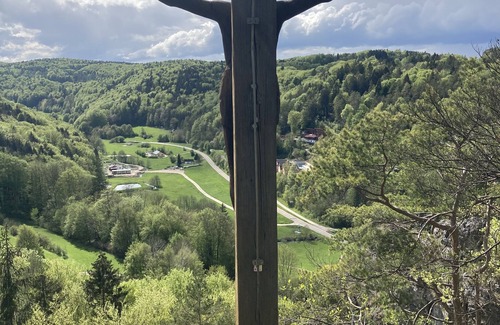 Vorra Condo | Newly renovated vacation apartment above the Pegnitz valley