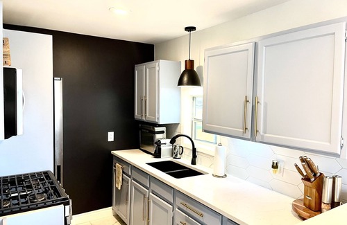 North Hi Mount Apartment | NEWLYRenovated FT. Worth Cultural District/Dickies Arena Keyless Entry Fast Wifi