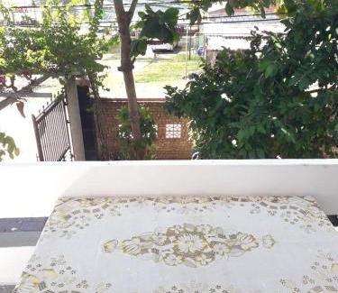 Phu Loc Hotel | Nguyet Anh Guesthouse