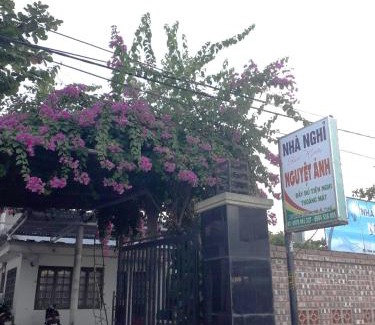 Phu Loc Hotel | Nguyet Anh Guesthouse