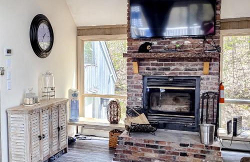 Campton House | NH Mountain Retreat