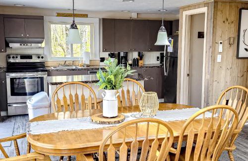 Campton House | NH Mountain Retreat