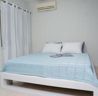 Praia Apartment | Nice And Modern with king size bed