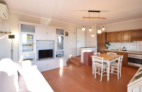 Terranuova Bracciolini Apartment | Nice apartment in Terranuova Bracciolini