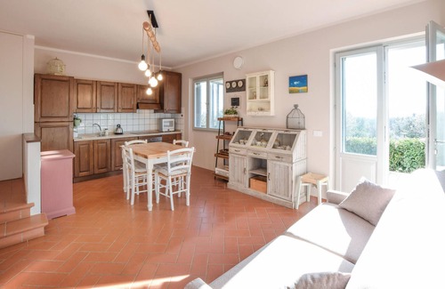 Terranuova Bracciolini Apartment | Nice apartment in Terranuova Bracciolini