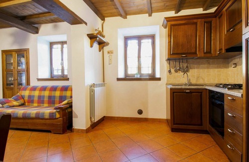Fabbriche di Vallico Villa | Nice apartment in villa for 12 people with WIFI, private pool, TV, patio and pets allowed