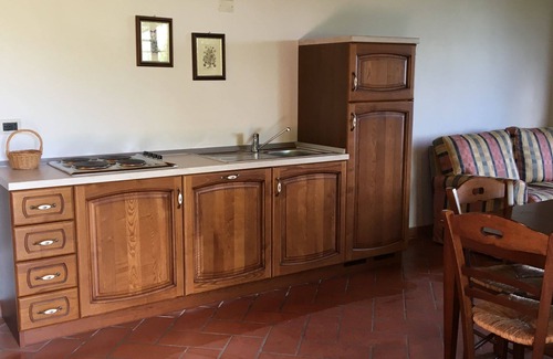 Capolona Apartment | Nice apartment for 3 guests with WIFI, pool, TV, panoramic view and parking, close to Arezzo