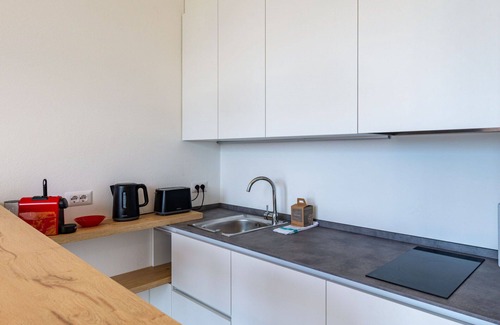 Nesso Apartment | Nice apartment for 3 people with A/C, pool, WIFI, TV and terrace